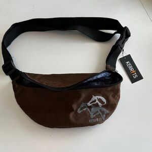 Kerrits In Hand Hip Pack O/S BayBrown/Horse Graphic